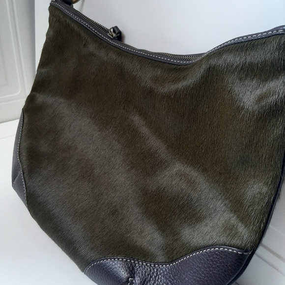 Danier shoulder bag